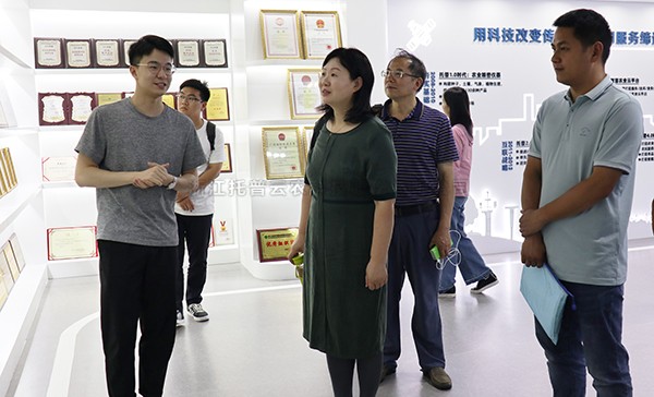 国家植保机械质量监督检验中心副主任刘燕一行莅临樱桃APP免费下载考察交流