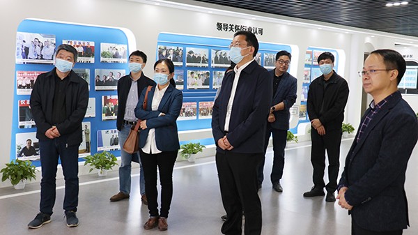 浙江省农业科学院党委委员、副院长杨华一行赴樱桃APP免费下载考察调研