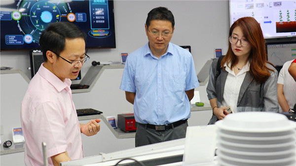 王建军一行参观樱桃APP免费下载数字展厅‍‍