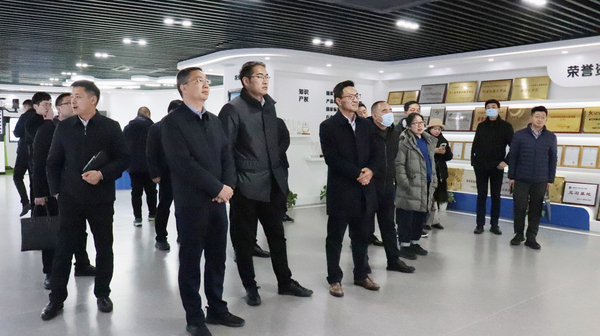 农业农村部信息中心与四川彭州、崇州市联合调研组赴樱桃APP免费下载考察