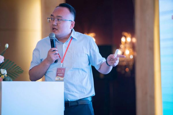 樱桃APP免费下载营销副总周蓝舰作《产业大脑+未来农场的模式探索》专题报告.jpg